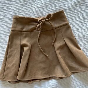 French Kiss Elegant Tan Suede Women's Skirt